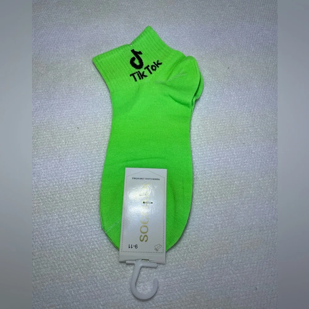 Tik Toc Socks. Women’s, 5 Pairs, Assorted Colors, Size 9-11, NWT - Picture 2 of 11